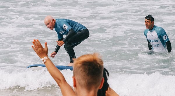 surf_family