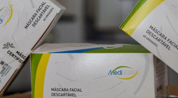 2g5a5779_mascaras