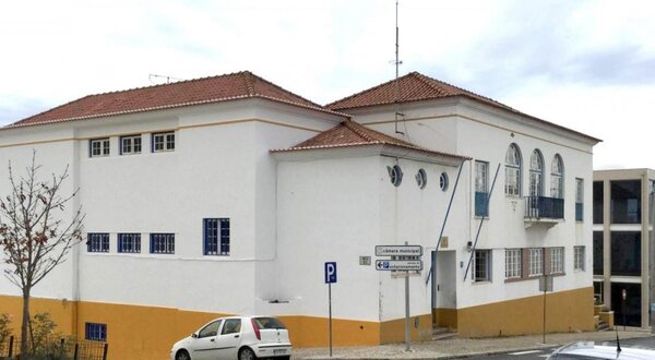 edificio_dos_pacos_do_concelho_2