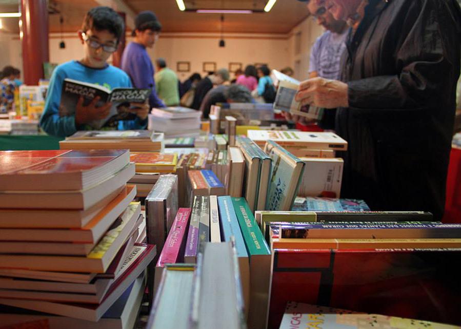 42ª Feira do Livro da Nazaré no Centro Cultural (antiga lota)