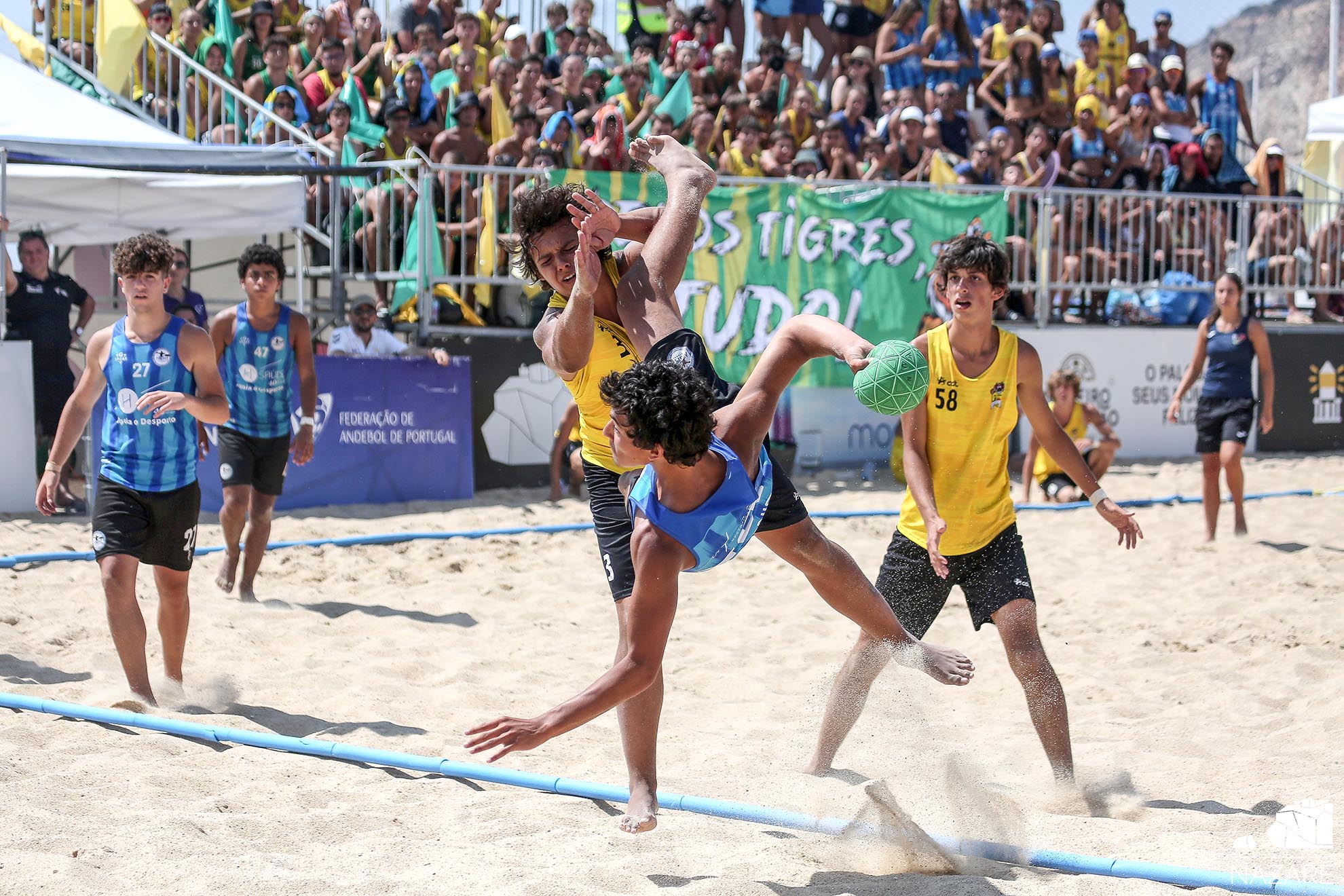 Fase Final dos Escalões de Formação de Andebol de Praia na Nazaré