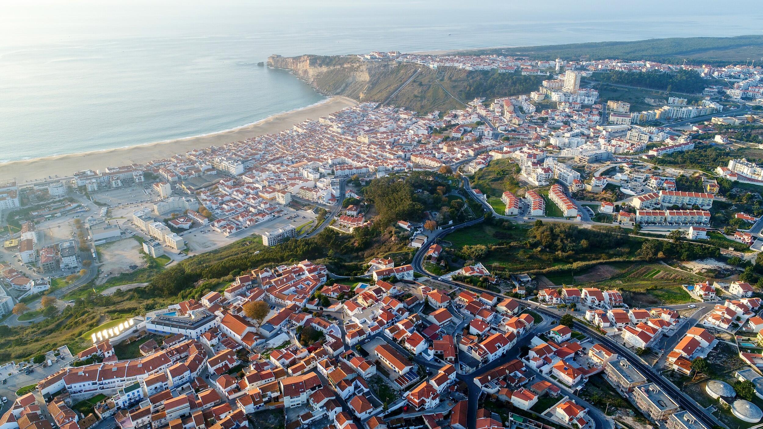 Obras de Arte dão as boas-vindas à entrada no concelho da Nazaré