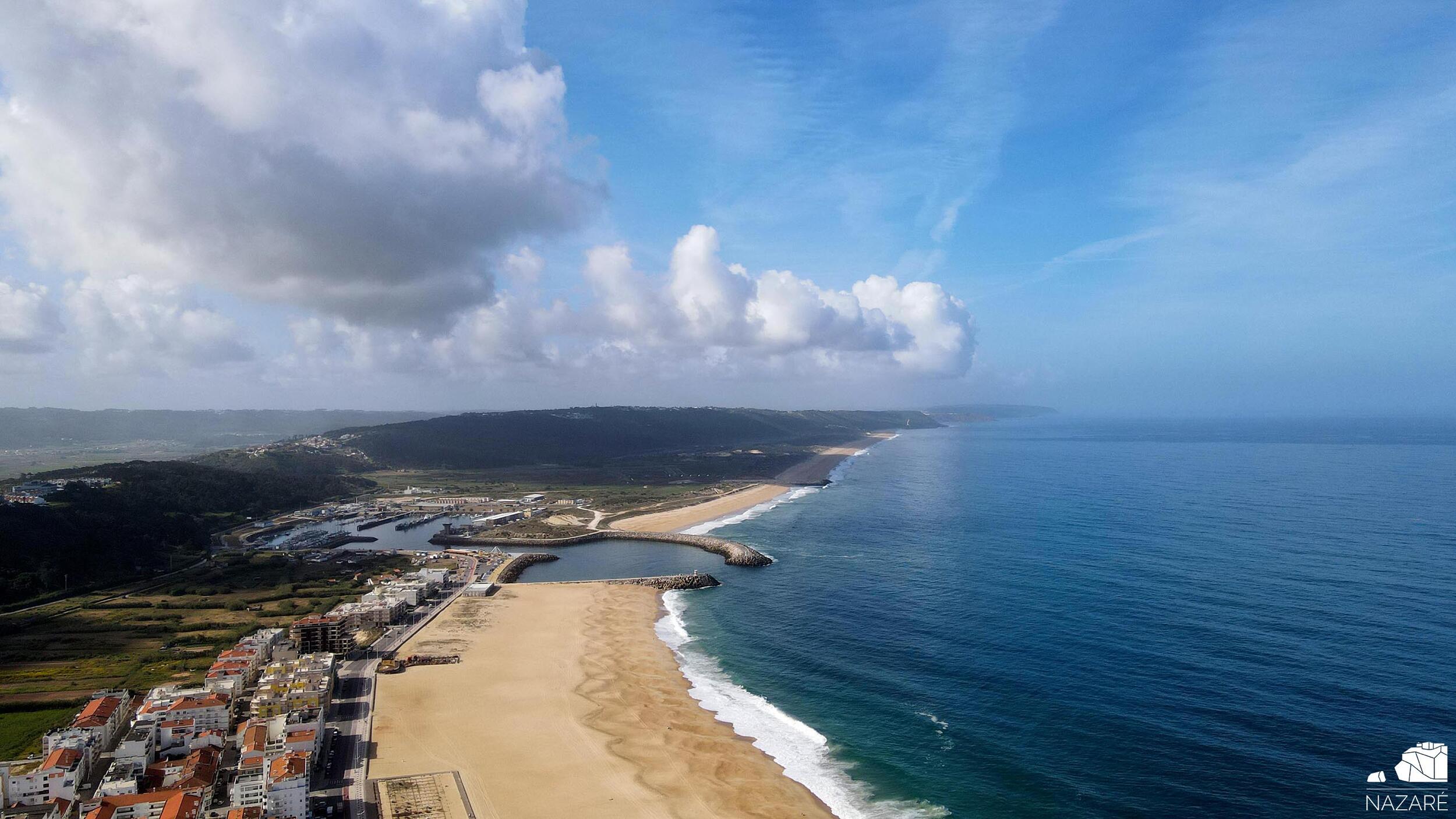 Praias da Nazaré e Salgado com Bandeira Azul e de Ouro para época balnear 2023