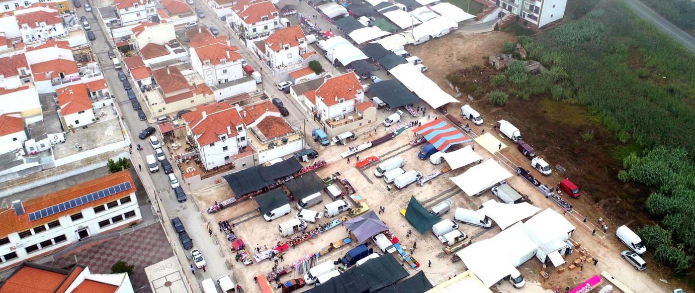 Feira Semanal regressa ao Parque de Estacionamento no Bairro dos Pescadores