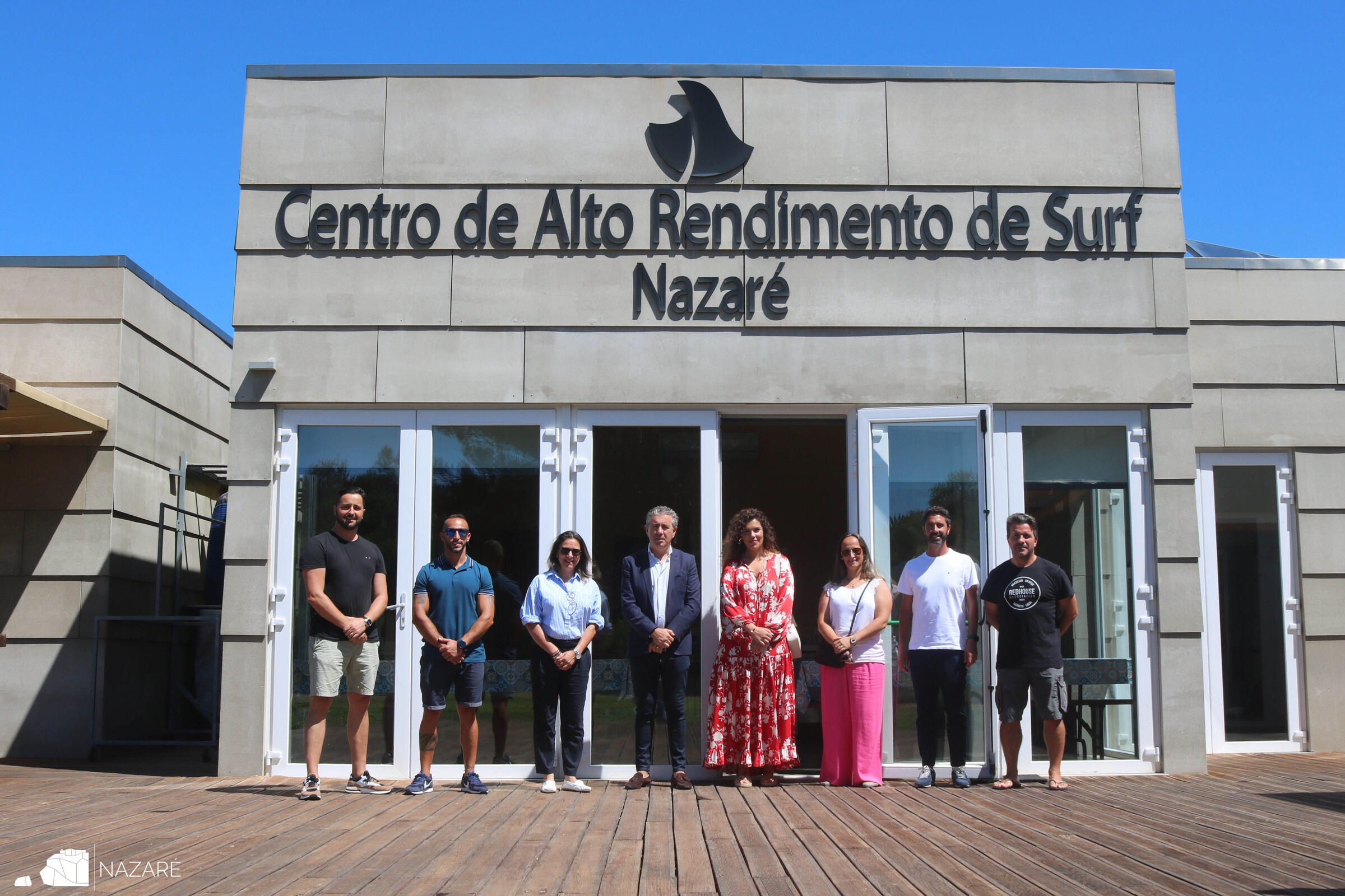 Presidente do conselho de administração da Fundação do Desporto visita CARSURF da Nazaré