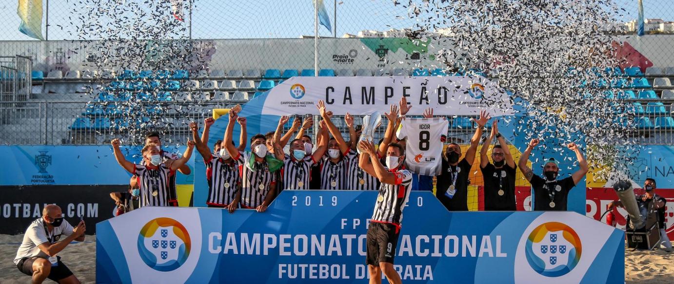 Varzim sagra-se campeão da divisão nacional de futebol de praia na Nazaré