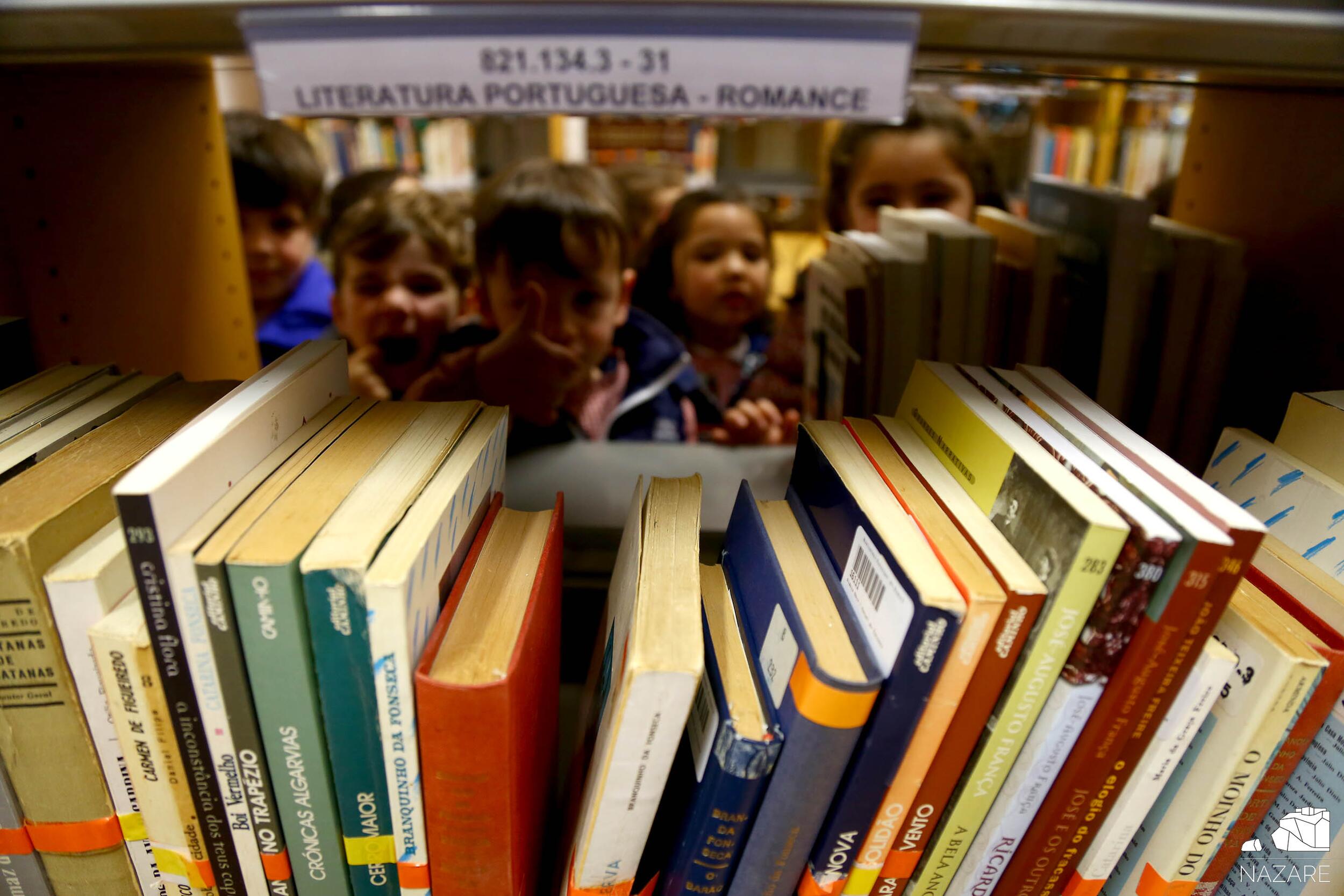 Apresentação de livro Histórias Felizes na Biblioteca Municipal José Soares