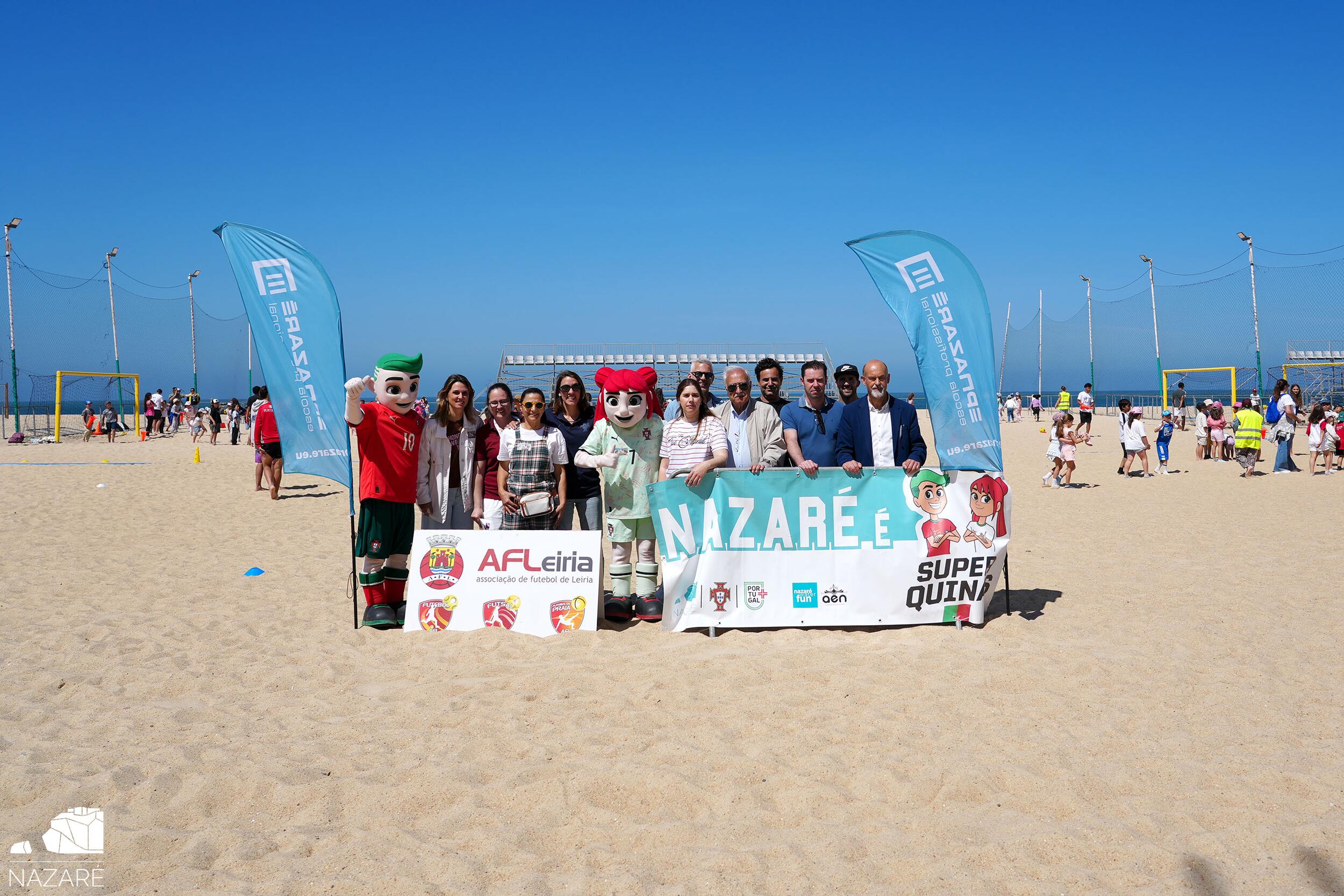 SuperQuinas invadiram os areais da Nazaré