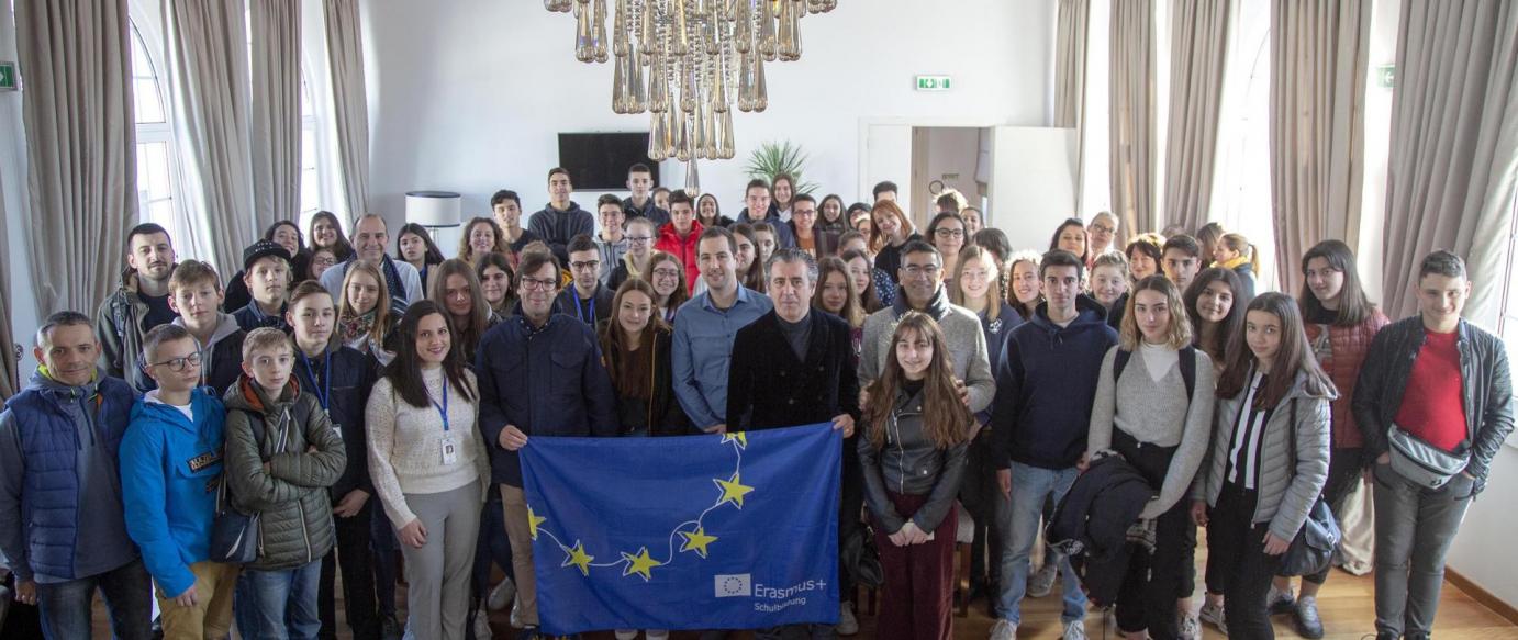 Alunos de Erasmus+ recebidos nos Paços do Concelho