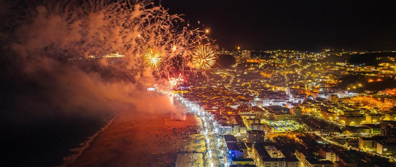 Nazaré encheu para festejar a chegada do Novo Ano