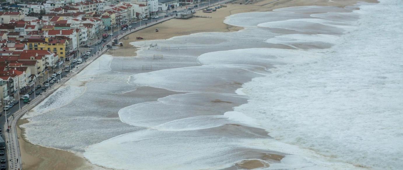 Previsão de vento e agitação marítima para os próximos dias coloca distrito em alerta