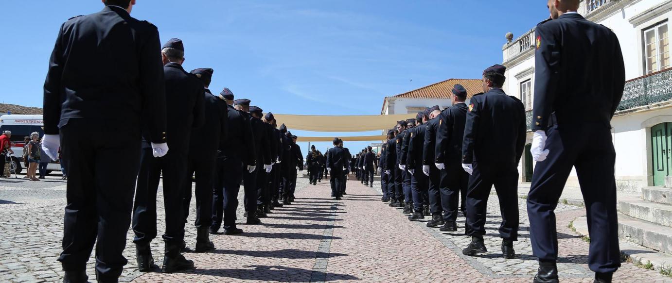 Bombeiros da Nazaré comemoram 92 anos de existência
