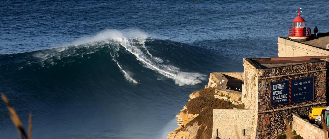 Nazaré em destaque no jornal parisiense Le Figaro