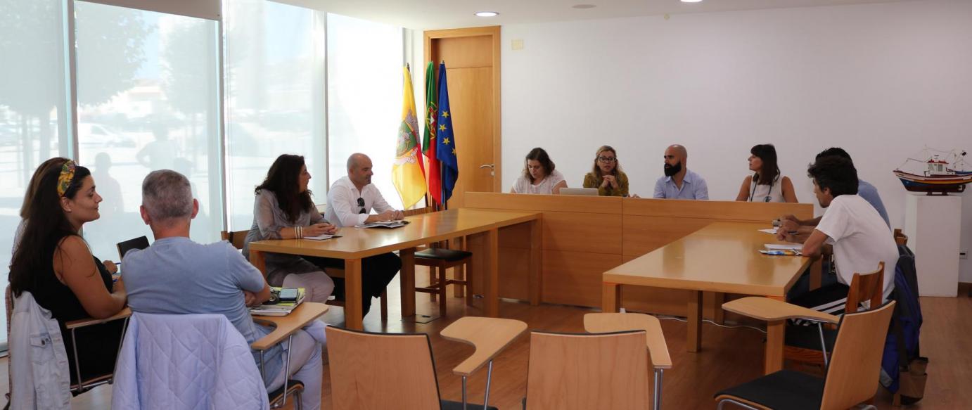 Comissão Alargada da CPCJ da Nazaré reúne com equipa regional do centro