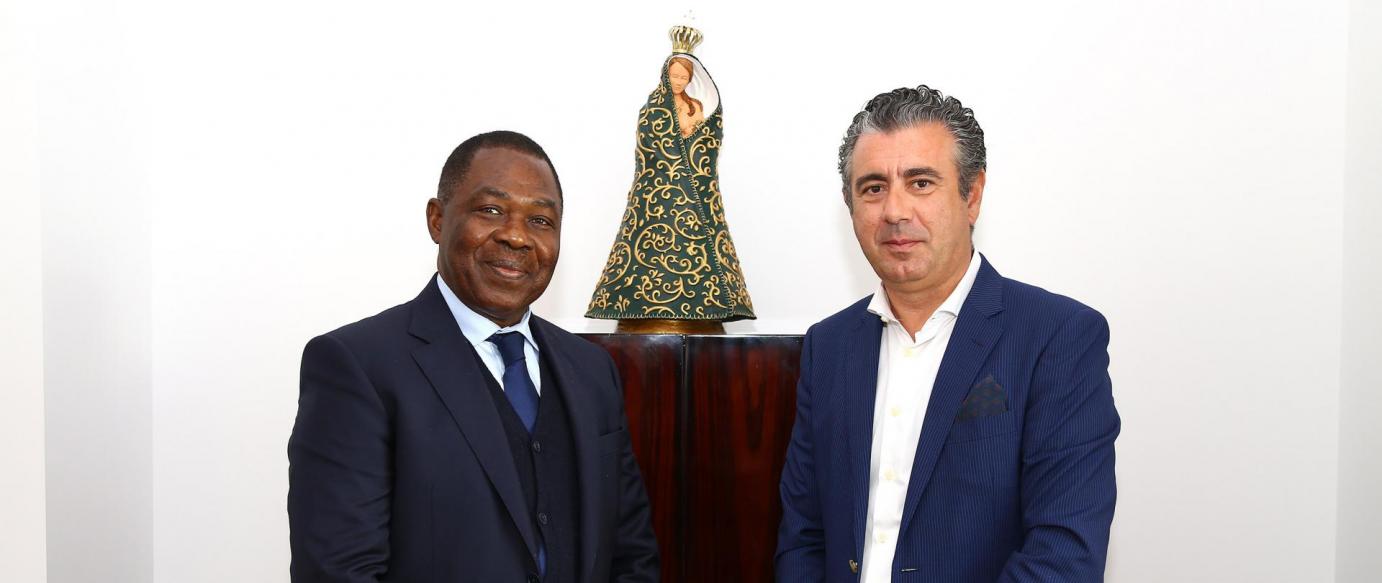 Embaixador da Costa do Marfim visita o Município da Nazaré