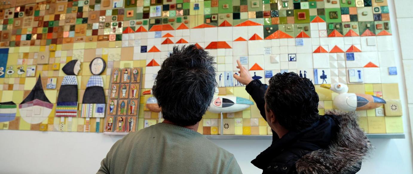 Painel da Nazaré de Mário Reis na Gare do Ascensor