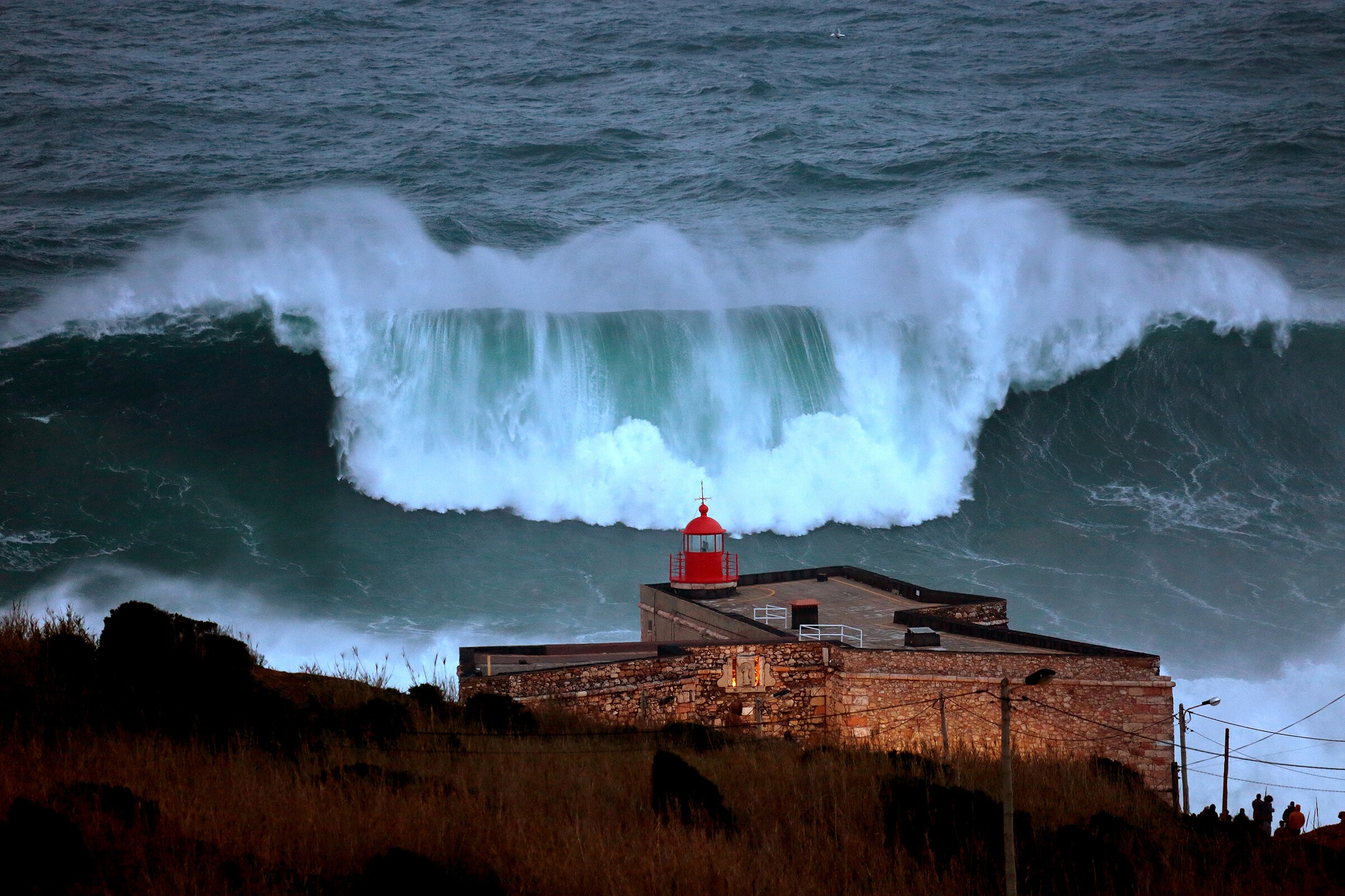 WSL faz chamada para o TUDOR Nazaré Tow In Challenge 2022