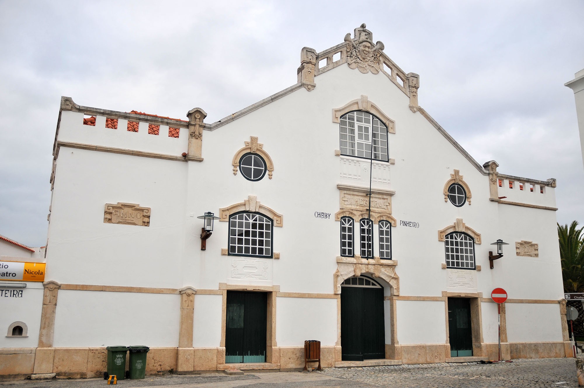 Teatro Chaby Pinheiro